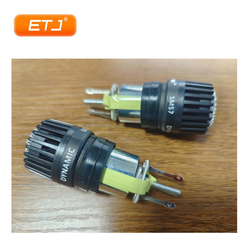 قطعتان من كبسولات SM57 القابلة - مراجعة Shure Mic Mv7 وسعره